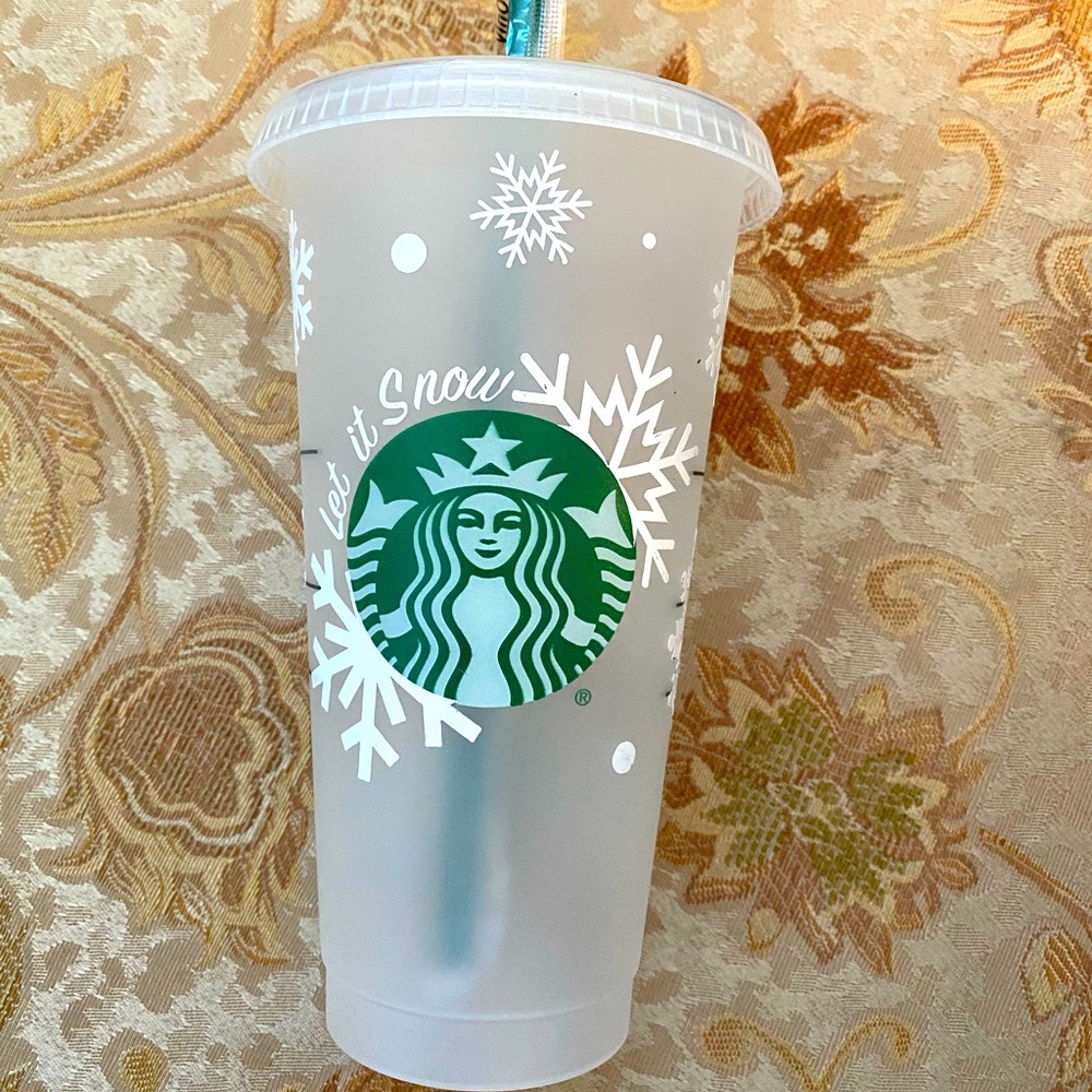 Starbucks cup snowflakes